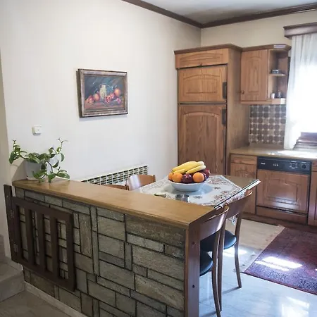 Villa Traditional House In Ano Poli