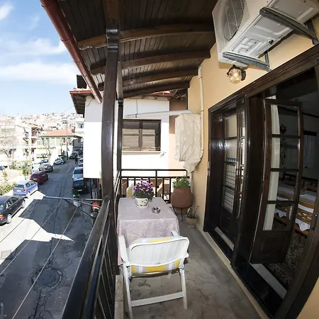 Traditional House In Ano Poli